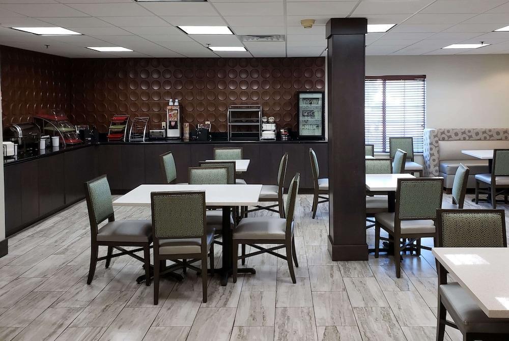 Wingate By Wyndham Savannah I-95 North Port Wentworth Exterior foto