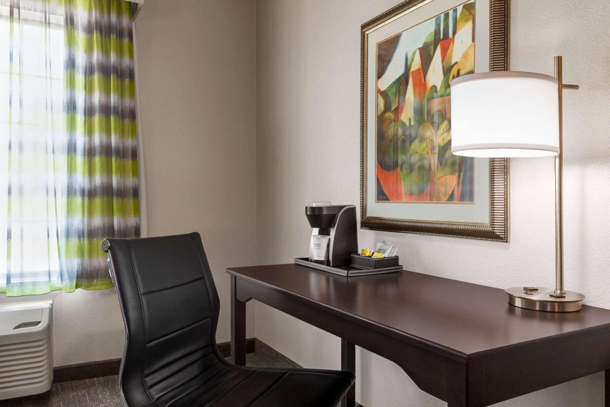 Wingate By Wyndham Savannah I-95 North Port Wentworth Exterior foto
