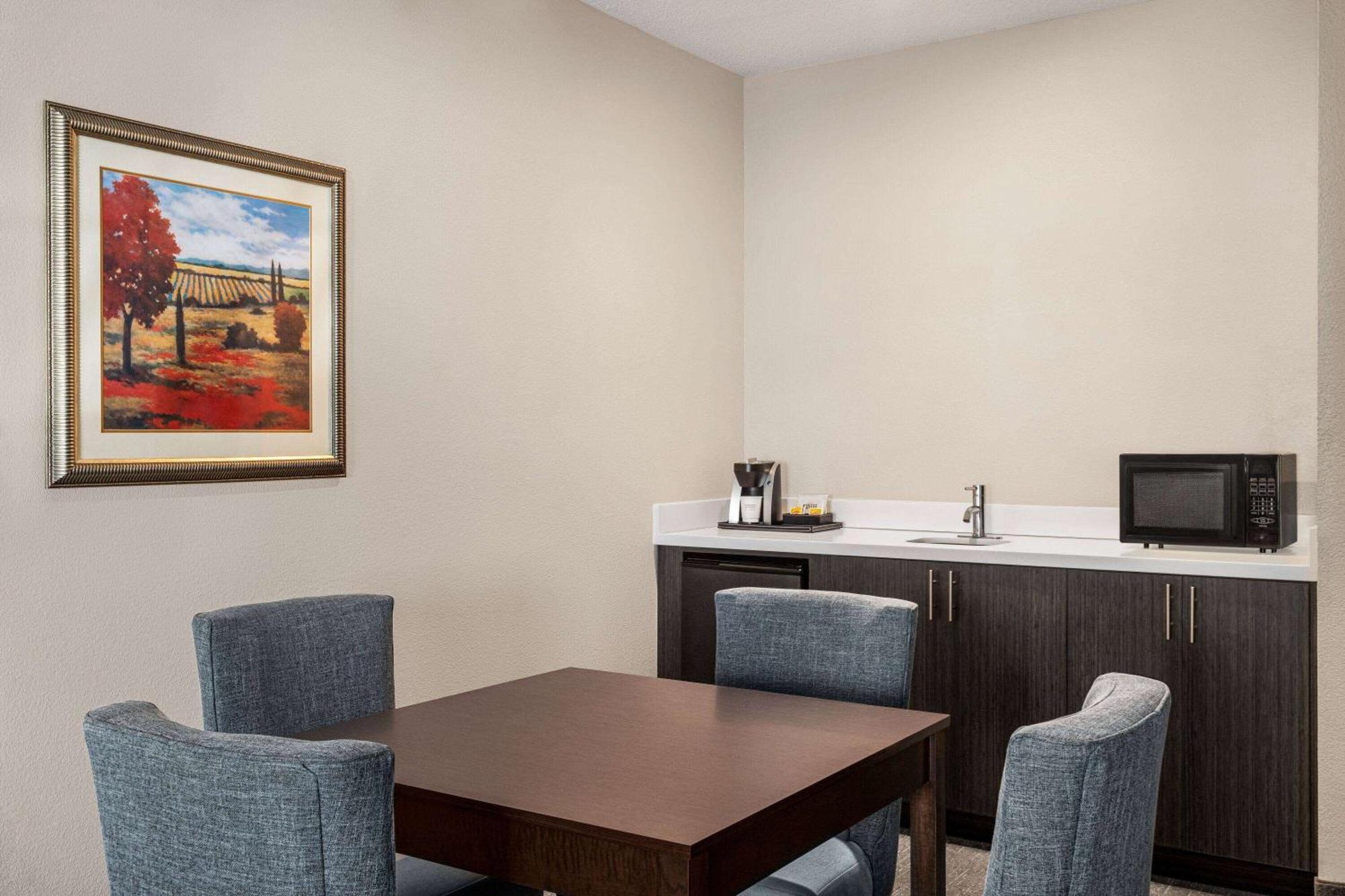 Wingate By Wyndham Savannah I-95 North Port Wentworth Exterior foto